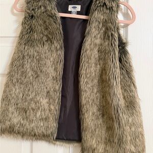 Old Navy Faux Fur Vest - Taupe Brown